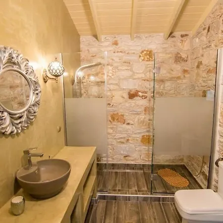 Ferienhaus Kastro Stone House
