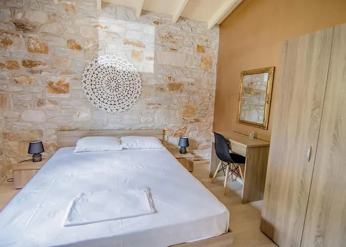 Kastro Stone House * Σκάλα Ποταμιάς